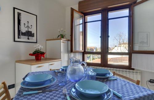 Favaro Veneto Apartment | Family-Friendly Escape at House Boè - Rated 9/10