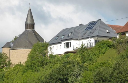 Burgsponheim Apartment | Cozy House Burgsponheim Apartment with Ocean View
