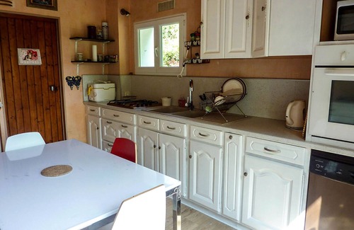 Saint-Germain-sur-Ay House | Seaside Retreat with Pool and Ocean Views – Rated 9.4/10