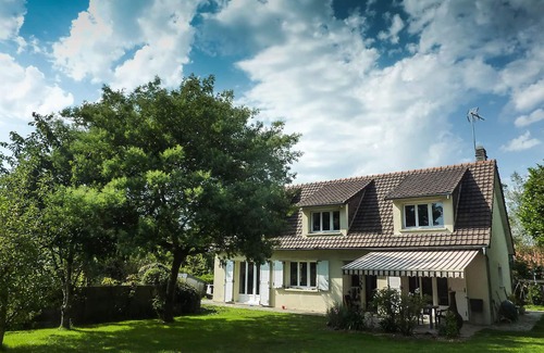 Saint-Germain-sur-Ay House | Seaside Retreat with Pool and Ocean Views – Rated 9.4/10