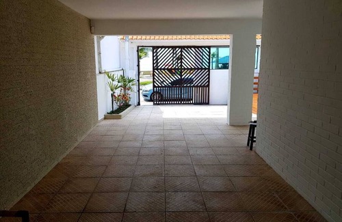 Vila Anhanguera House | Seaside Retreat with Pool and Pet-Friendly Amenities