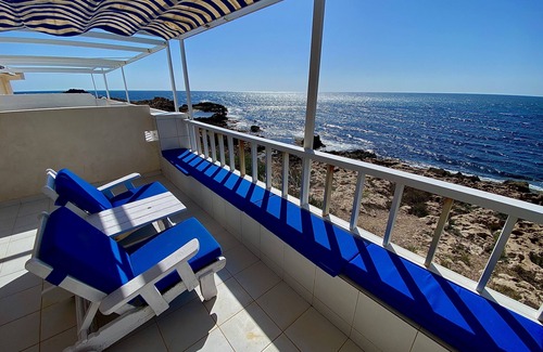 Cala Reona House | Relax at Cala Reona House: Beachside Retreat with Garden