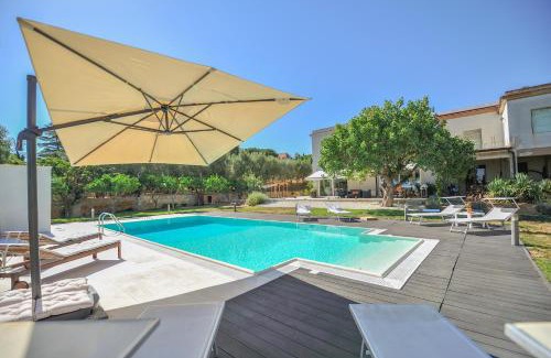 Caltanissetta House | Discover Calafato e Testasecca: 4-Star Oceanfront Oasis