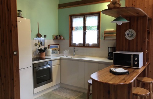 Maubuisson Ski Chalet | Cozy House Cottage Surrounded by Tranquil Pine Forest