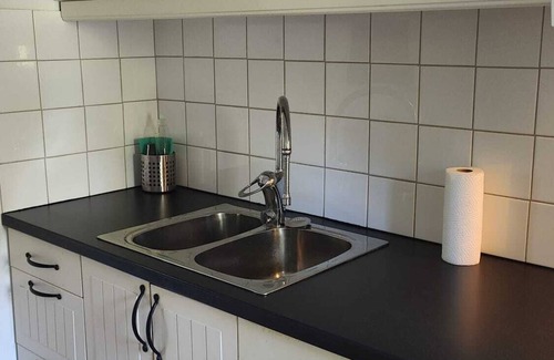 Gustavsvik House | Cozy House Steps from the Beach in Nacka for Families