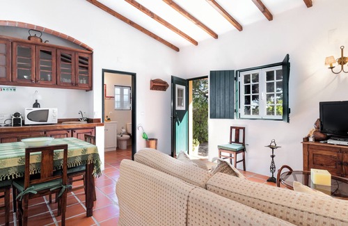 Montargil Cottage | Scenic Countryside House with Pool and Ocean View