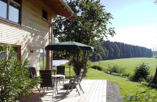 Traunreut Apartment | House Efeu: Perfect for Families with 3 Bedrooms & Top Rating