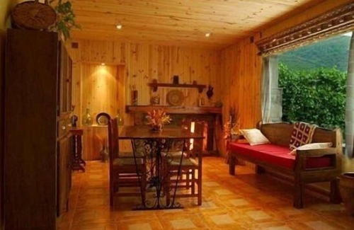 Navaconcejo Cottage | Family-Friendly House El Arroyo del Valle with Spa Access