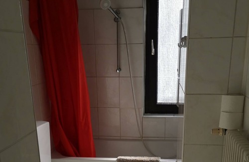 Hochschulviertel Apartment | House Elbert