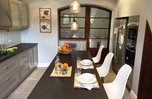 Sant Andreu de Llavaneres House | Idyllic Family Retreat with Ocean Views and Pool Access
