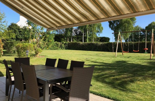Etables-sur-Mer House | Family-Friendly House with Ocean View Near Beach