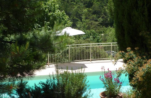 Montjoux House | Ideal Retreat for 12 with Private Pool & Family Amenities