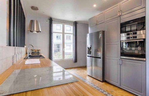 Deauville City Centre Apartment | House for 18 people with cinema Place Morny