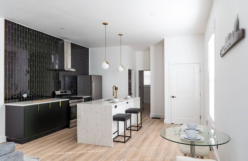 Walnut Hills House | Ideal House for 4 with Parking and Family-Friendly Amenities