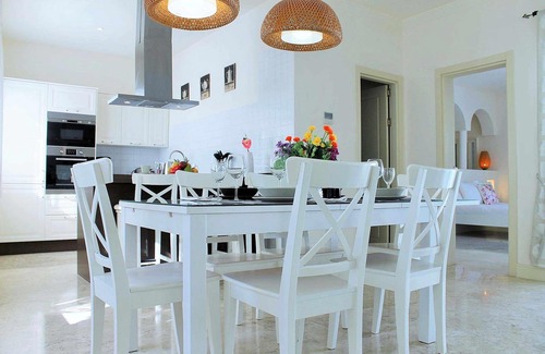 Geafond House | Ideal Retreat for 5 Near the Beach with Spa & Breakfast