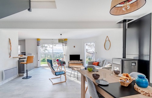 Erquy House | Discover a Modern Retreat with Pool & Breakfast in Erquy