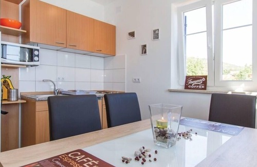 Zagore House | Cozy House for 8 Guests with Ocean View in Zagore