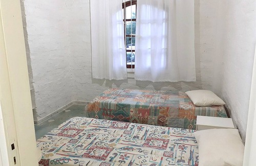 Tesouro da Colina House | Cozy House for Rent in Ilhabela with Kitchen & Breakfast