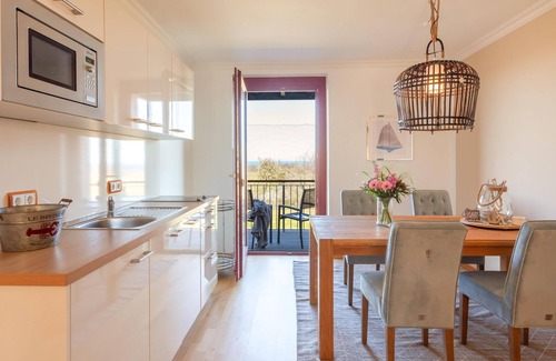 Lohme Apartment | Cozy House Fore Apartment with Ocean View & Pool Access