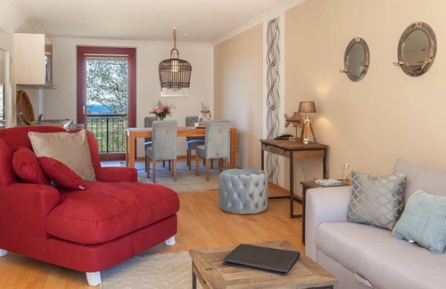 Lohme Apartment | Cozy House Fore Apartment with Ocean View & Pool Access