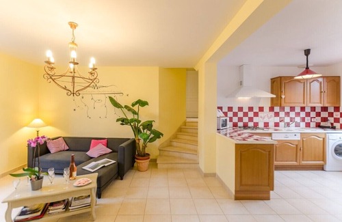 Mathaux House | Top-Rated House with Spa, Breakfast & Family-Friendly Amenities