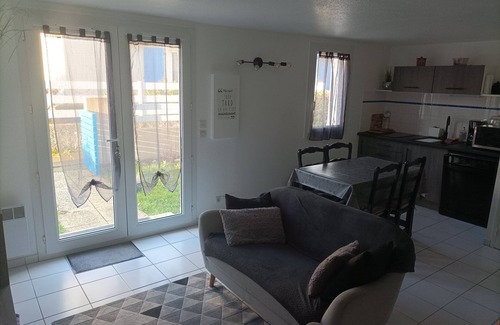 Kerherou House | Oceanfront House with Pool & Child-Friendly Amenities