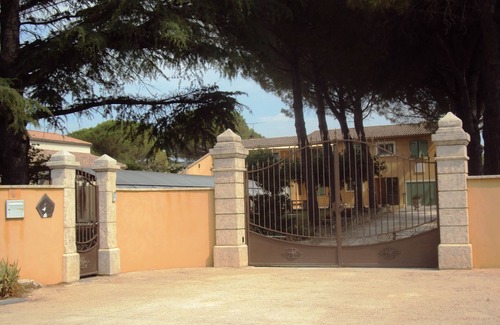 Uzes Villa | Unforgettable Villa Experience in Uzes with Private Pool