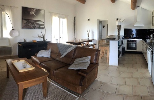 Saintes-Maries-de-la-Mer House | Cozy House in the Camargue with Garden and Beach Access