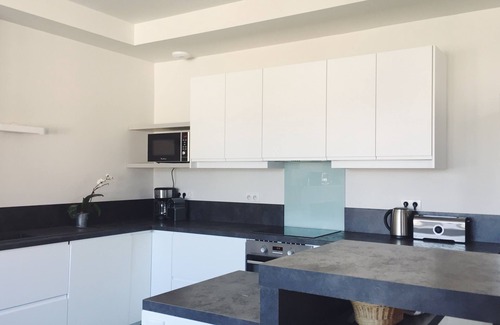Pogny House | House GABRIEL - Heart of Village with Jacuzzi & Spa Amenities