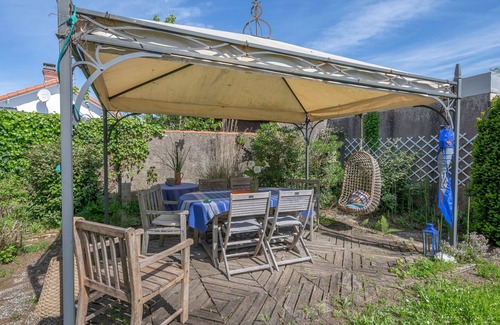 La Bernerie-en-Retz House | Charming House with Ocean View, Steps from La Bernerie Beach