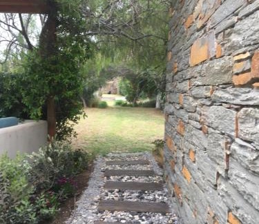 Vourkari House | Pet-Friendly House Garden with Pool - Rated 10/10 by Guests