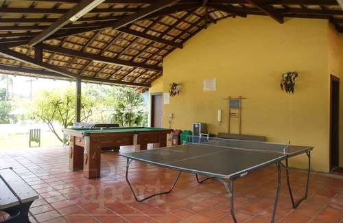 Camburi House | Inviting Suites in Gated Community by Camburizinho Beach