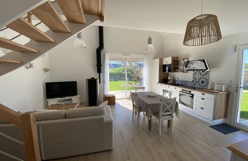 Penmarch House | Beachside House Gîte with Ocean View & Spa Access