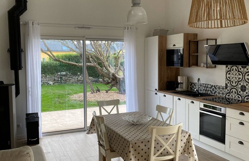 Penmarch House | Beachside House Gîte with Ocean View & Spa Access