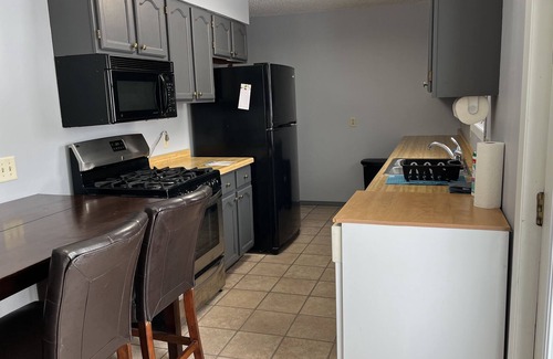 Hancock House | House great for groups! Very accessible to the area!