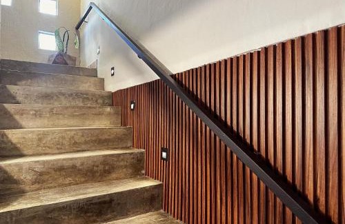 Guadalajara Municipality House | Family-Friendly Mega Cool Home for Up to 16 Guests