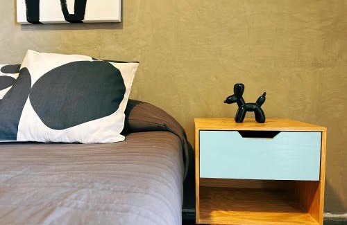Guadalajara Municipality House | Family-Friendly Mega Cool Home for Up to 16 Guests