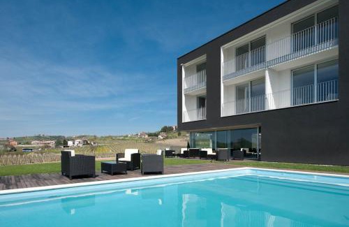Brda House | Idyllic House Iaquin: Oceanfront Retreat with Pool Access