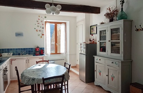 Saint-Jean-de-Bueges House | Idyllic House in a Historic Village with Pool & Breakfast