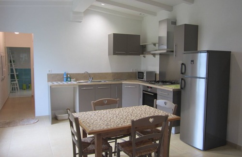 Coutras House | Tranquil House in Lush Green Surroundings with Family-Friendly Amenities