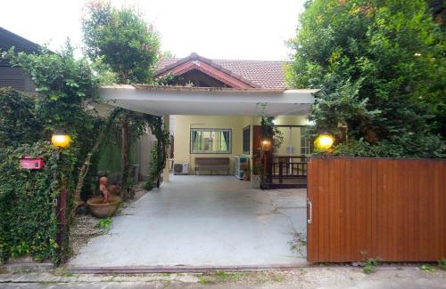 Nong Kwai Villa | House in a quiet village