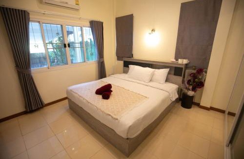 Nong Kwai Villa | House in a quiet village