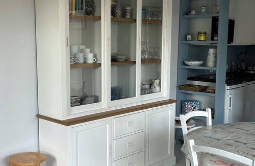 Carnac House | Cozy Carnac House Steps from the Beach with Pool Access