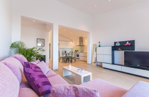 Alcudia Ski Chalet | Discover House in Alcudia Can Micalo by the Sea - Rated 9.8