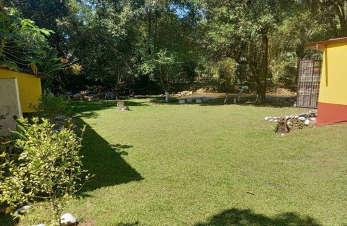 Aldeia Velha House | Pet-Friendly House in Aldeia Velha with Pool and Kitchen