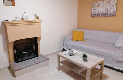 Amfilochia House | Delightful House in Amfilochia - Family & Pet Friendly Retreat