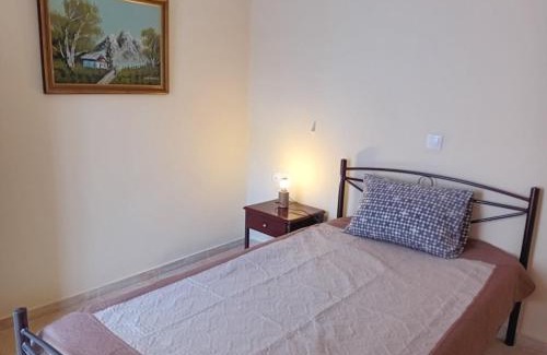 Amfilochia House | Delightful House in Amfilochia - Family & Pet Friendly Retreat