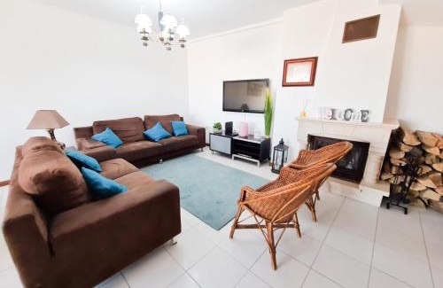 Aguda House | Beachfront House in Oporto with Ocean Views & Family-Friendly