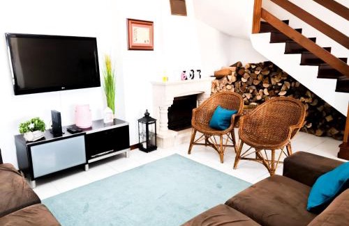 Aguda House | Beachfront House in Oporto with Ocean Views & Family-Friendly