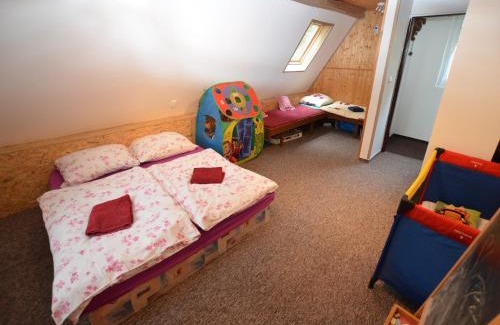 Blatno House | Idyllic Holiday Home in Erzgebirge Mountains with Terrace